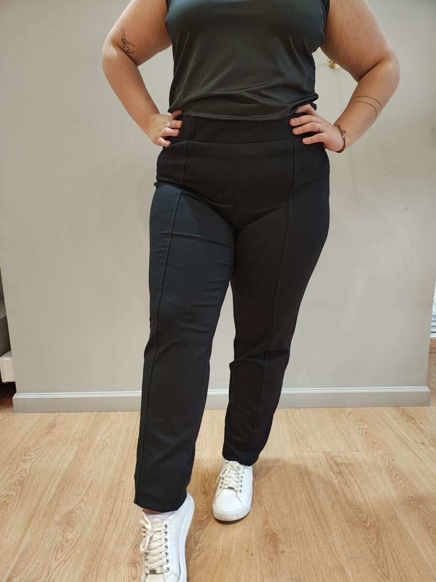 Roma Pantalón Negro