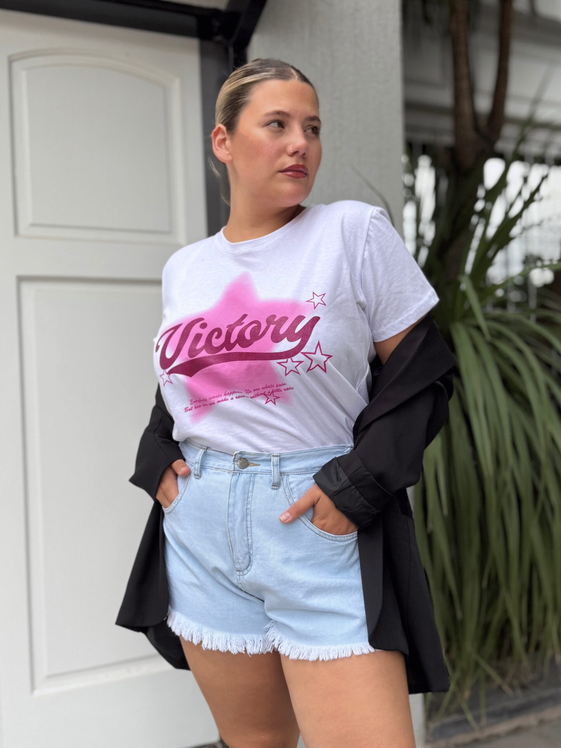 Victory Glitter Remera