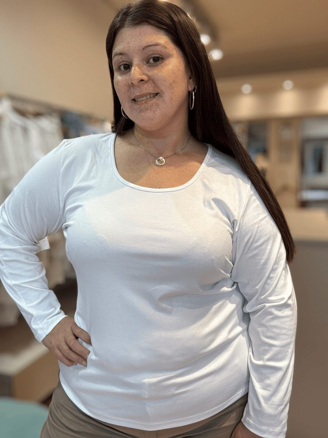 Melvelli Remera