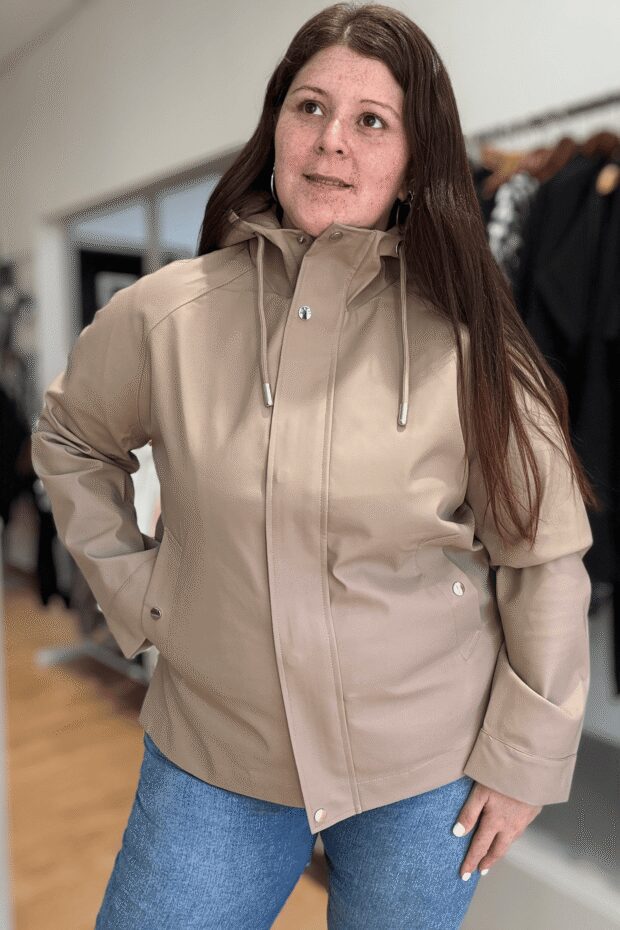 Isabella Piloto engomado .