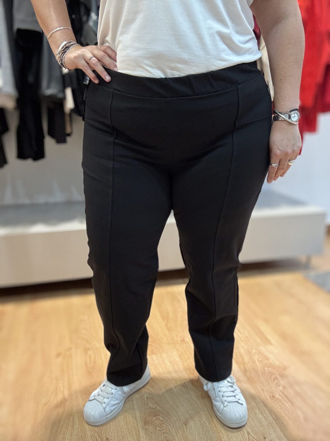 Roma Pantalón Negro