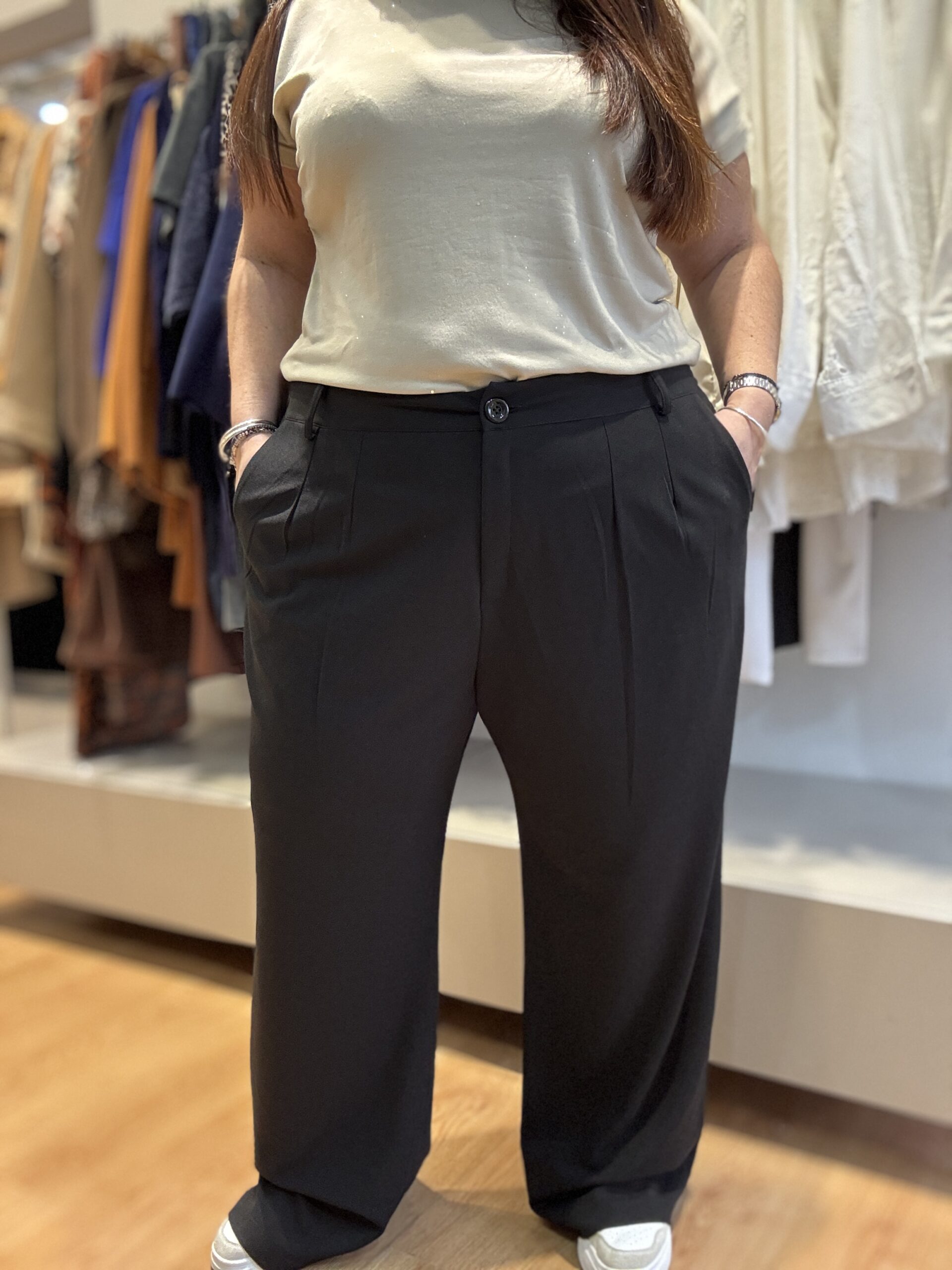 Zarina Pantalón Sastrero Negro. - Imagen 3