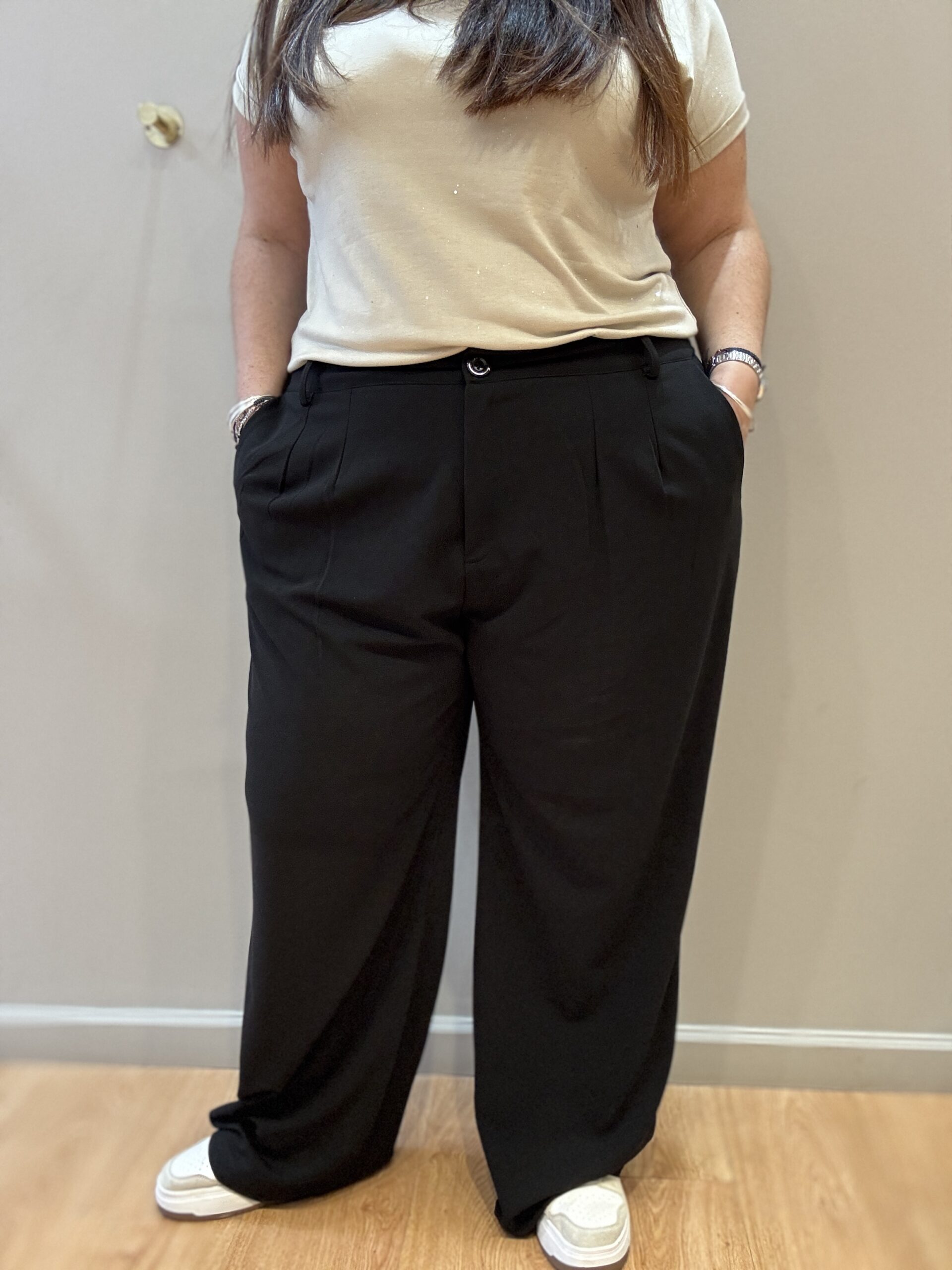 Zarina Pantalón Sastrero Negro.