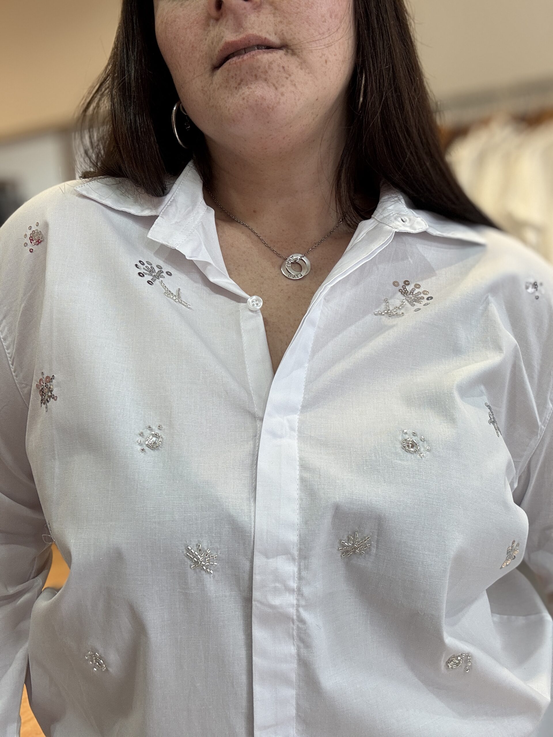 Camisa bordada over - Imagen 2
