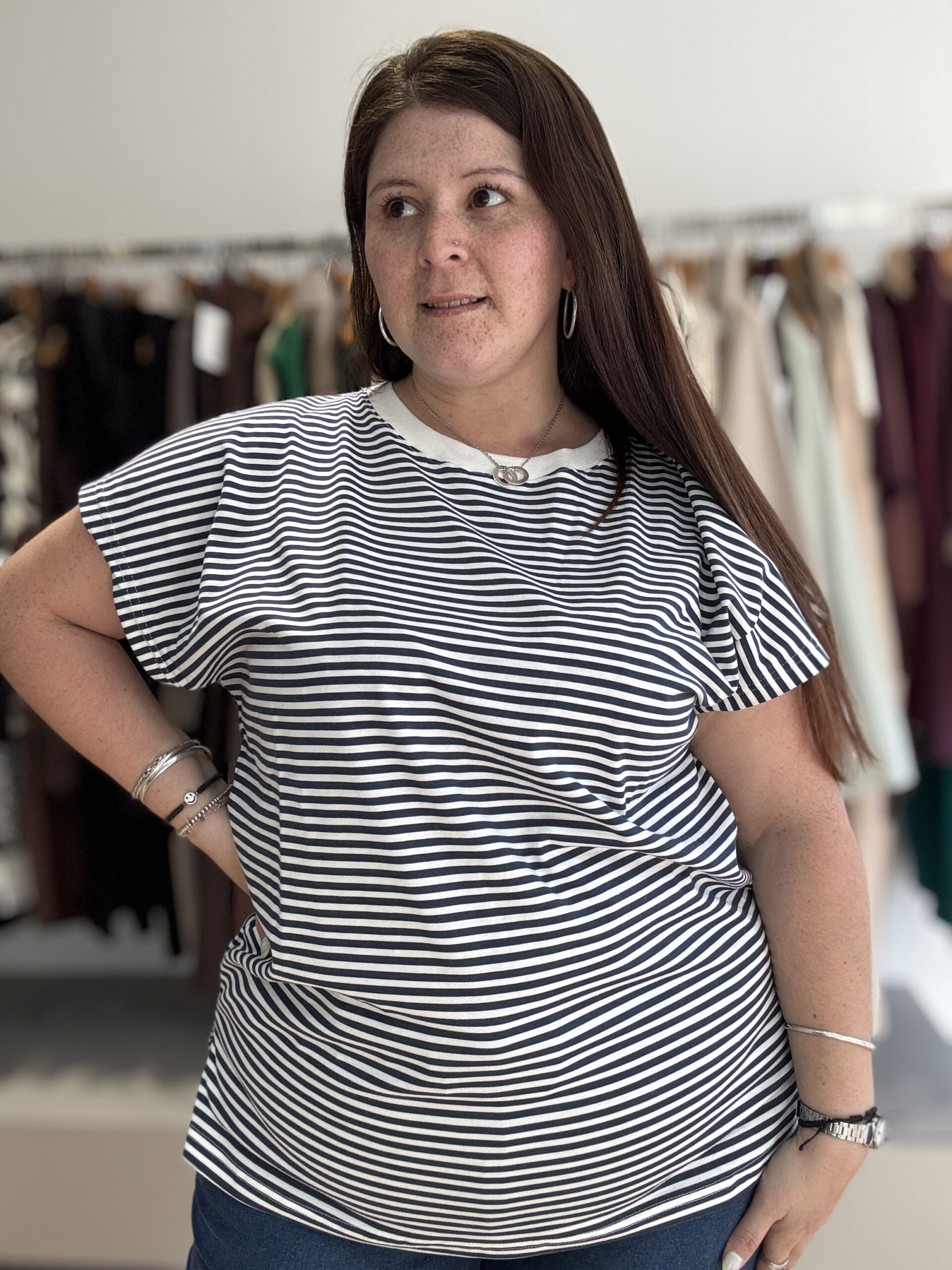 Thesa Remera Rayas
